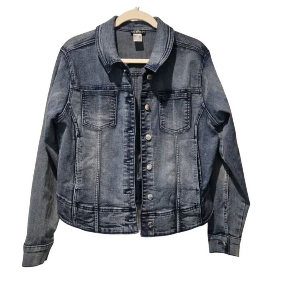 Venus Medium Wash Cropped Denim Jean Jacket Pockets‎ Size M Timeless All-Season